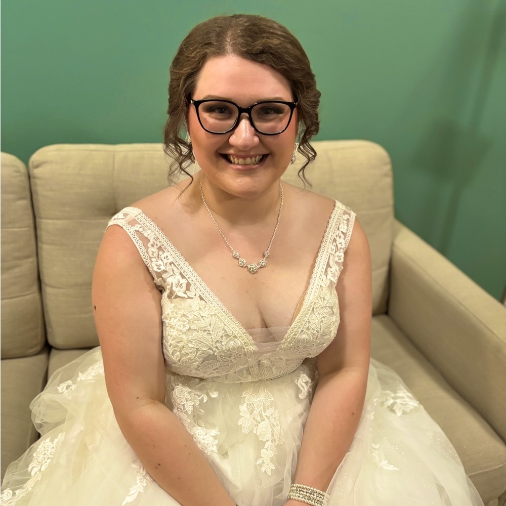 Meet your Posher, Haley